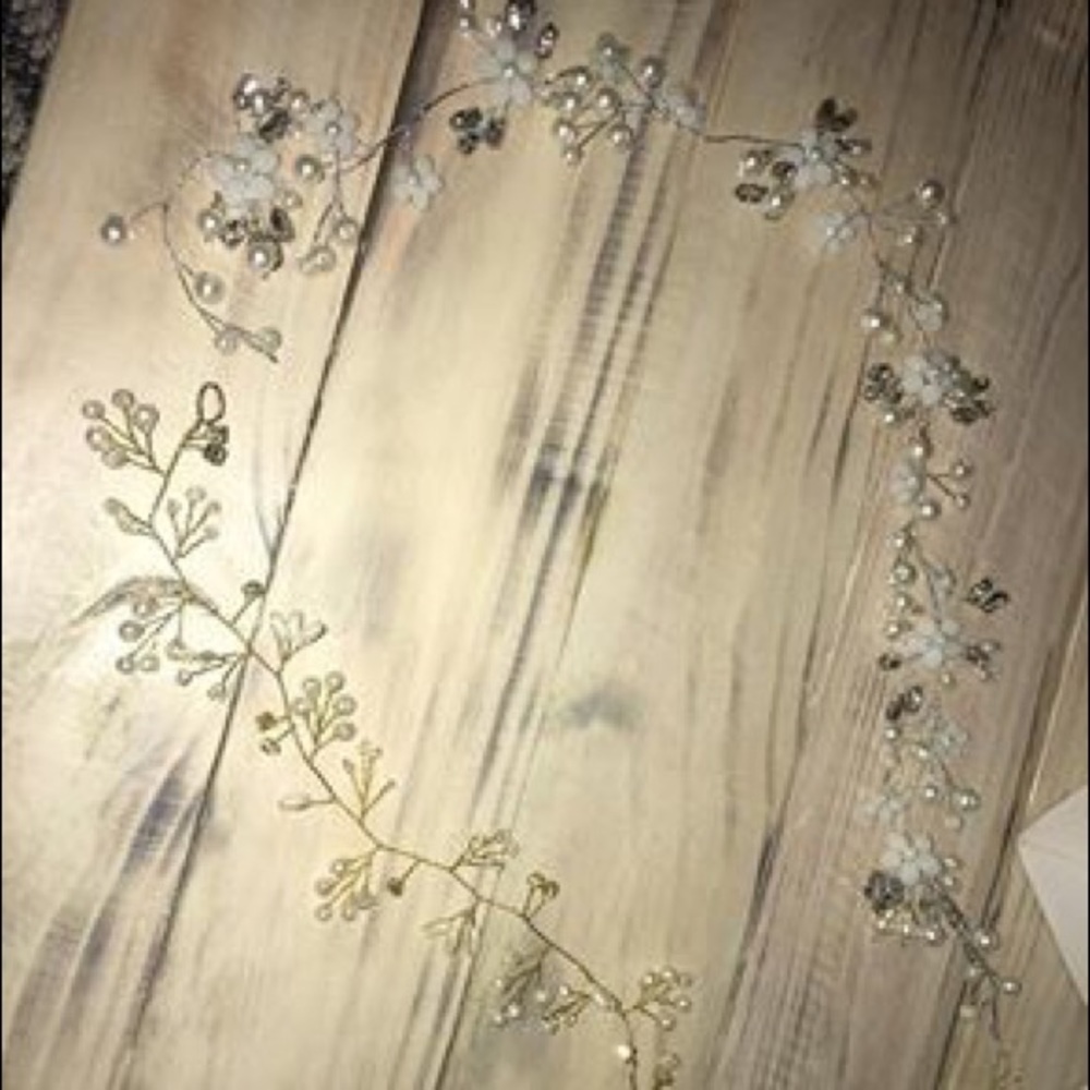 Hair vines for special occasions